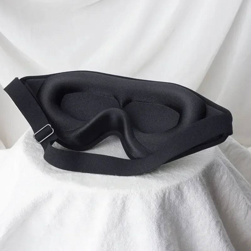 máscara de dormir preto